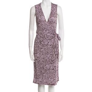 Diane von Furstenberg DVF Purple Leaf Print 100% Silk Wrap Dress Size 6